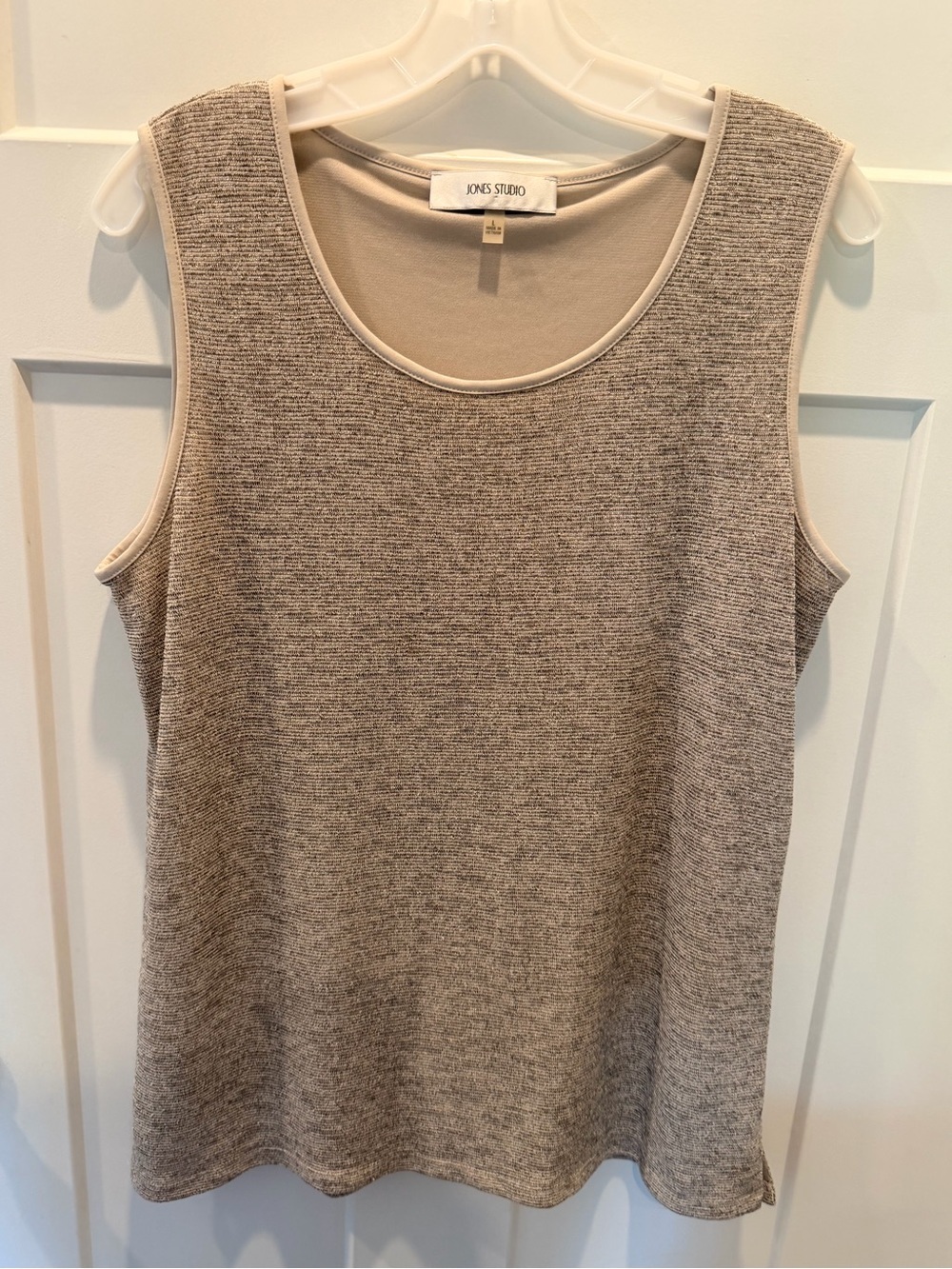Jones Studio Sleeveless Knit Shell Top Large Beige Taupe Layering Tank
